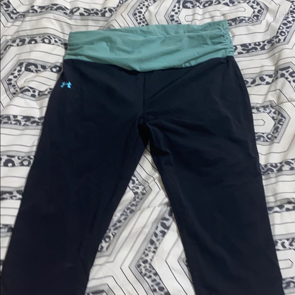 Black under armour tights